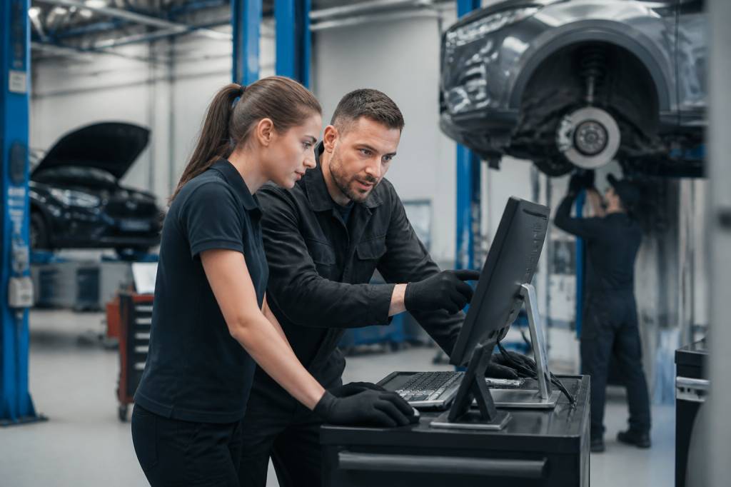 Automotive news jobs in the auto industry and latest hiring trends